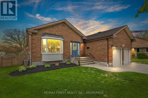 593 FOREST HILL DRIVE Kingston (South of Taylor-Kidd Blvd) ON K7M7N6