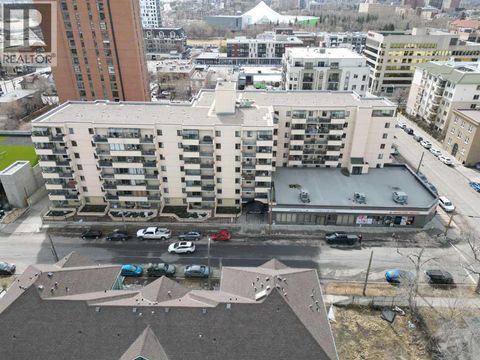 404, 111 14 Avenue SE Calgary AB T2G4Z8