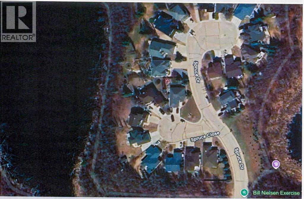 6 Spruce Close