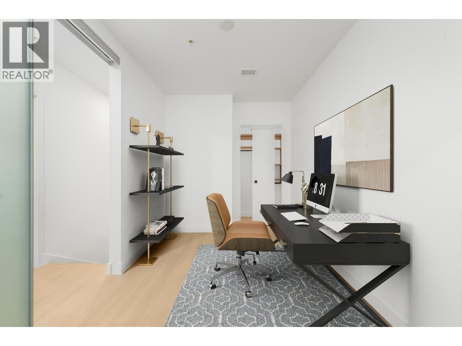 117 422 E 3RD STREET