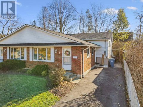 1 ISLINGTON AVENUE Guelph (Victoria North) ON N1E1B2