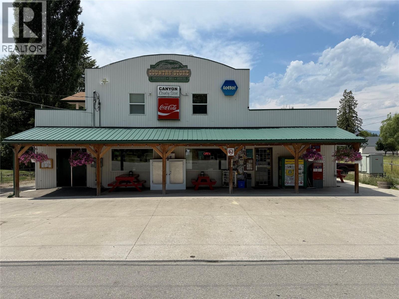 4493 CANYON-LISTER Road