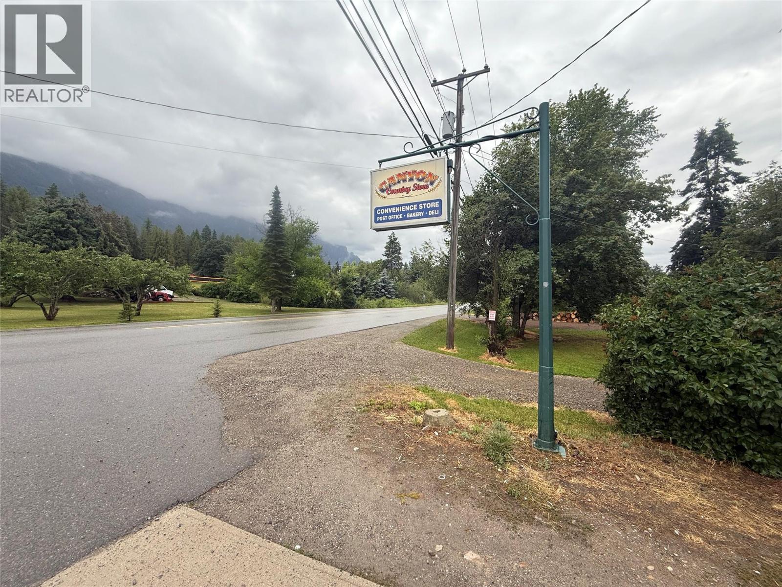 4493 CANYON-LISTER Road