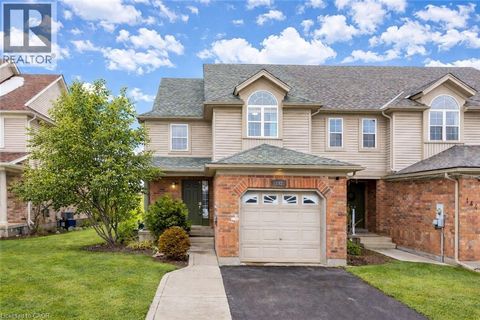 142 DUBRICK Crescent Kitchener ON N2E4G3