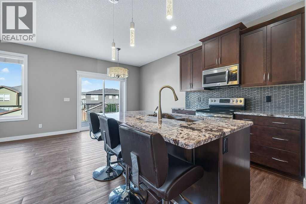 47 Evanscrest Way NW