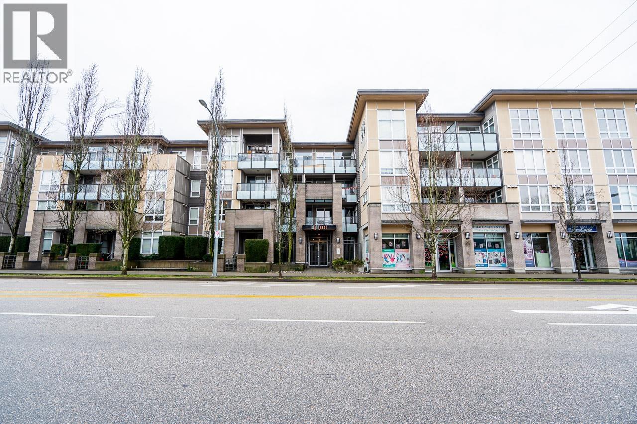 Photo 1 of 30 — 419 55 EIGHTH AVENUE Unit 419, New Westminster, BC V3L0E8