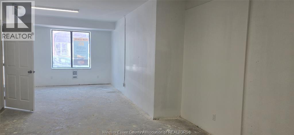 38 TALBOT STREET East