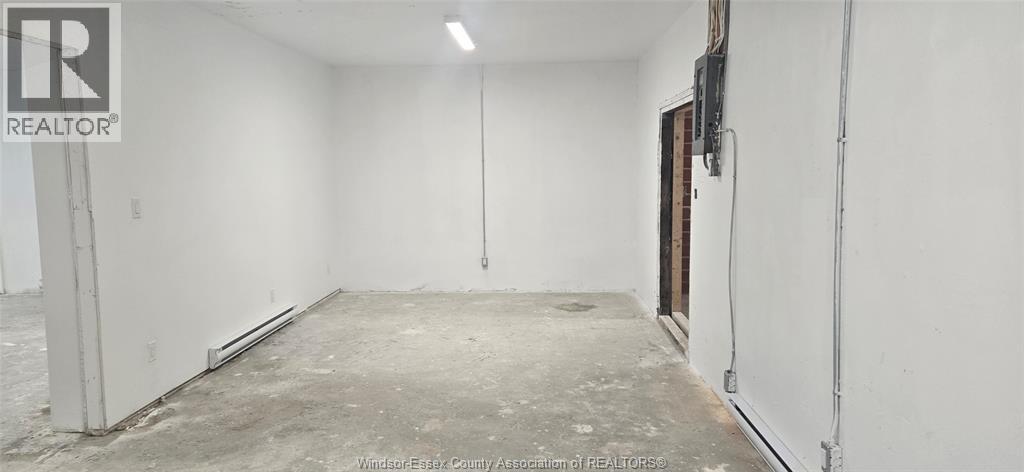 38 TALBOT STREET East