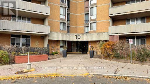 713 - 10 MARTHA EATON WAY