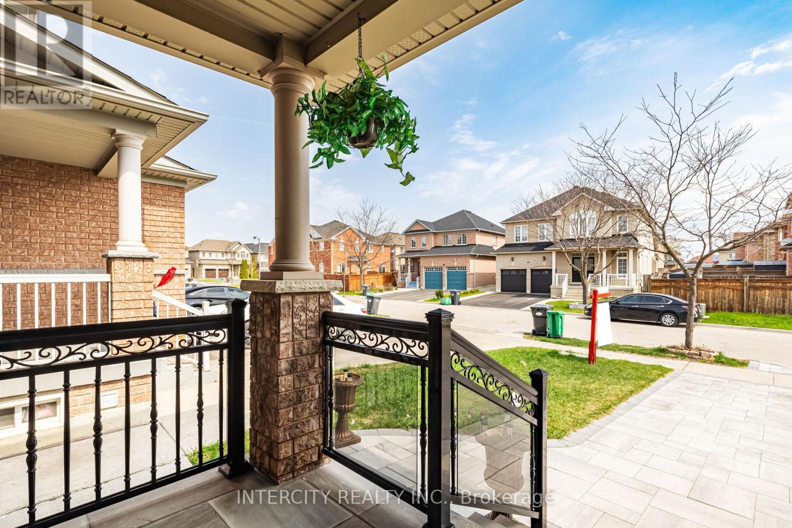 54 AMETHYST CIRCLE