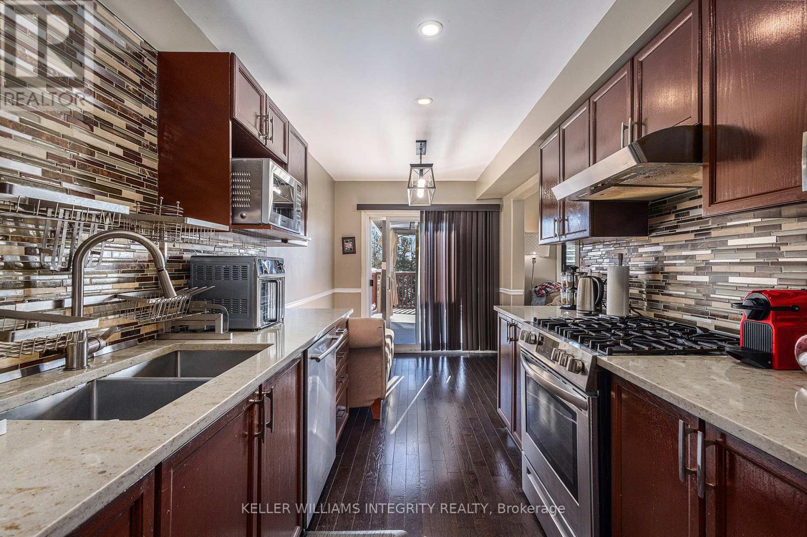 2114 BERGAMOT CIRCLE