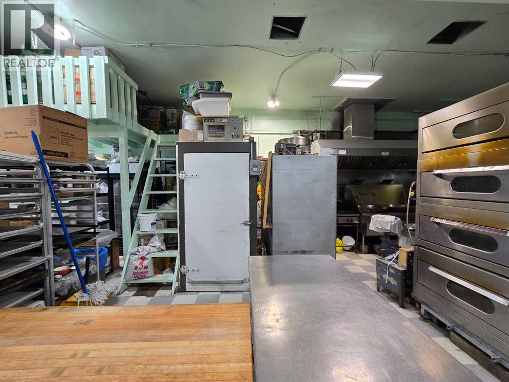 any bakery Avenue SE