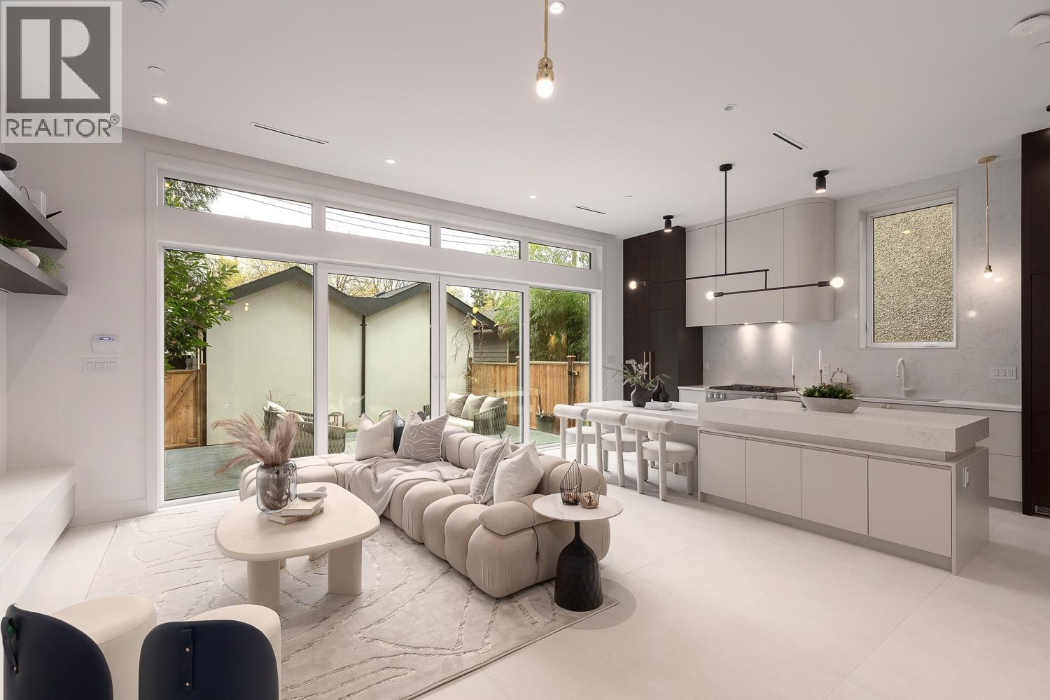 2 3617 W 12TH AVENUE