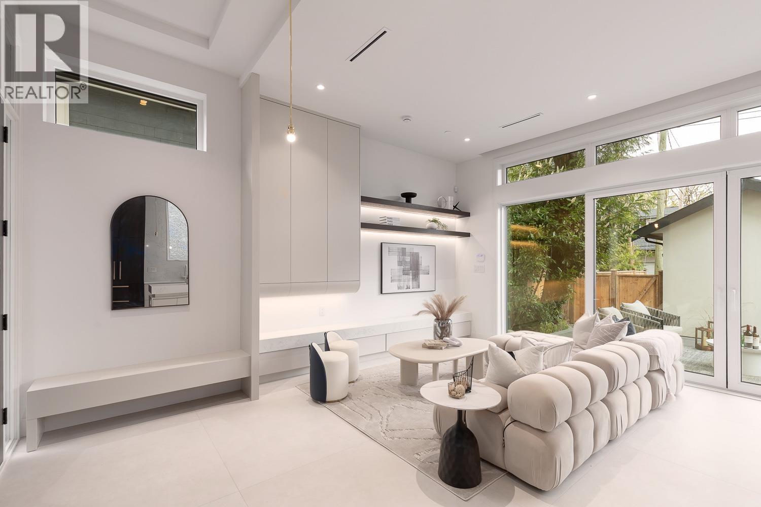 2 3617 W 12TH AVENUE