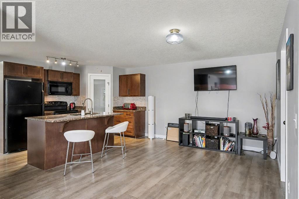 11103, 2781 Chinook Winds Drive SW