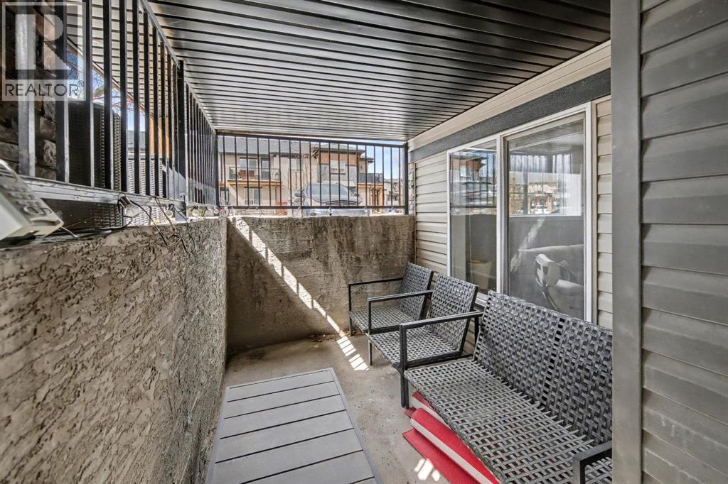 11103, 2781 Chinook Winds Drive SW