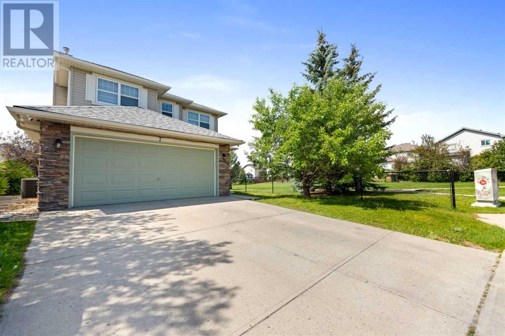 7 Country Hills Park NW