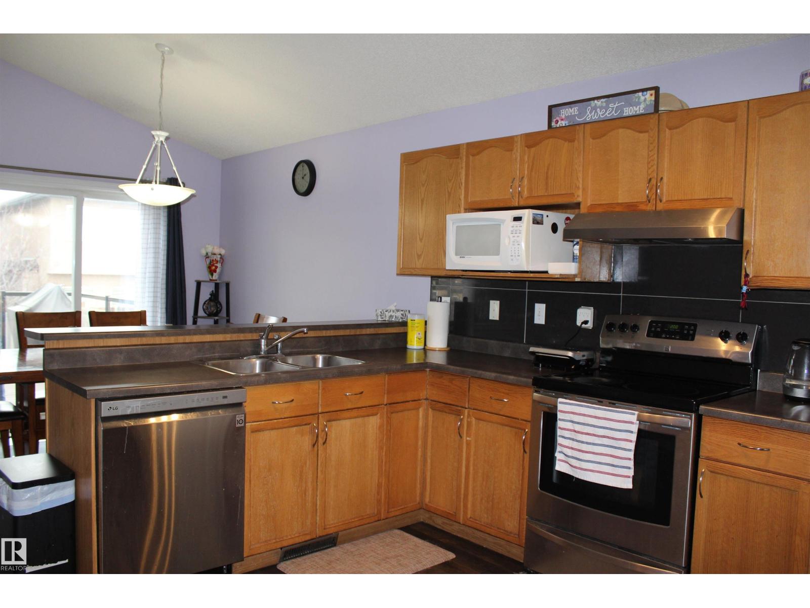 16256 132 ST NW NW
