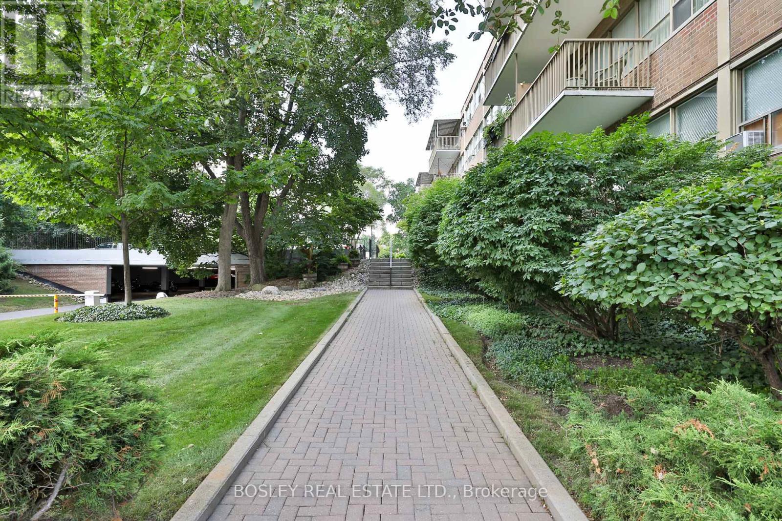 110 - 160 THE DONWAY W