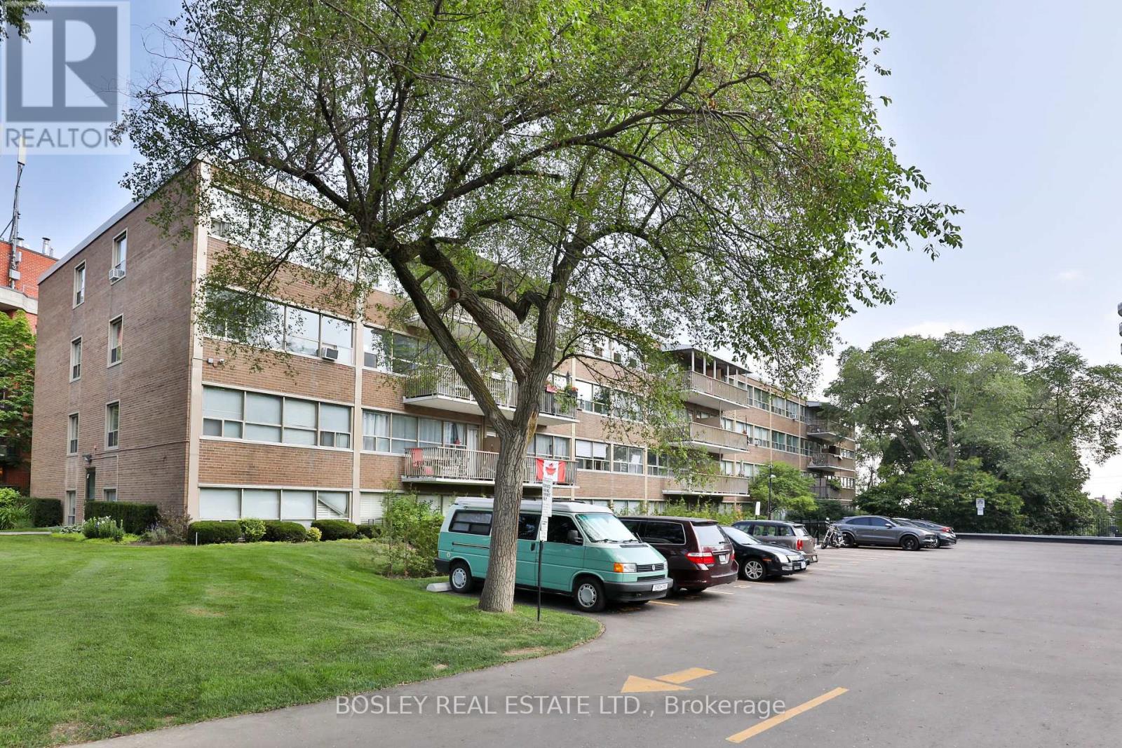 110 - 160 THE DONWAY W