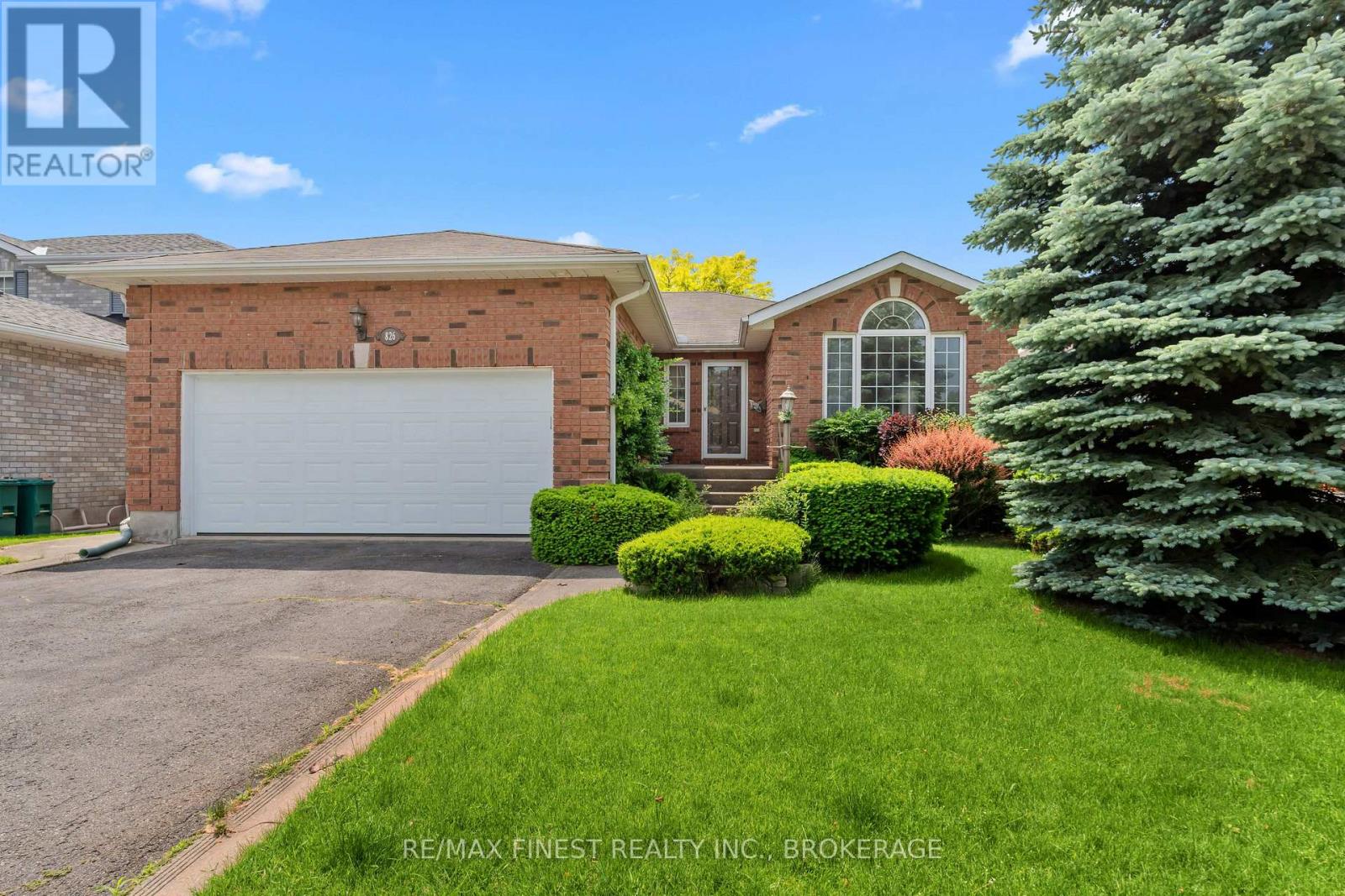 826 MARSH CRESCENT