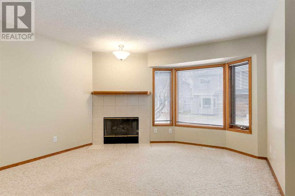 171 Riverglen Park SE
