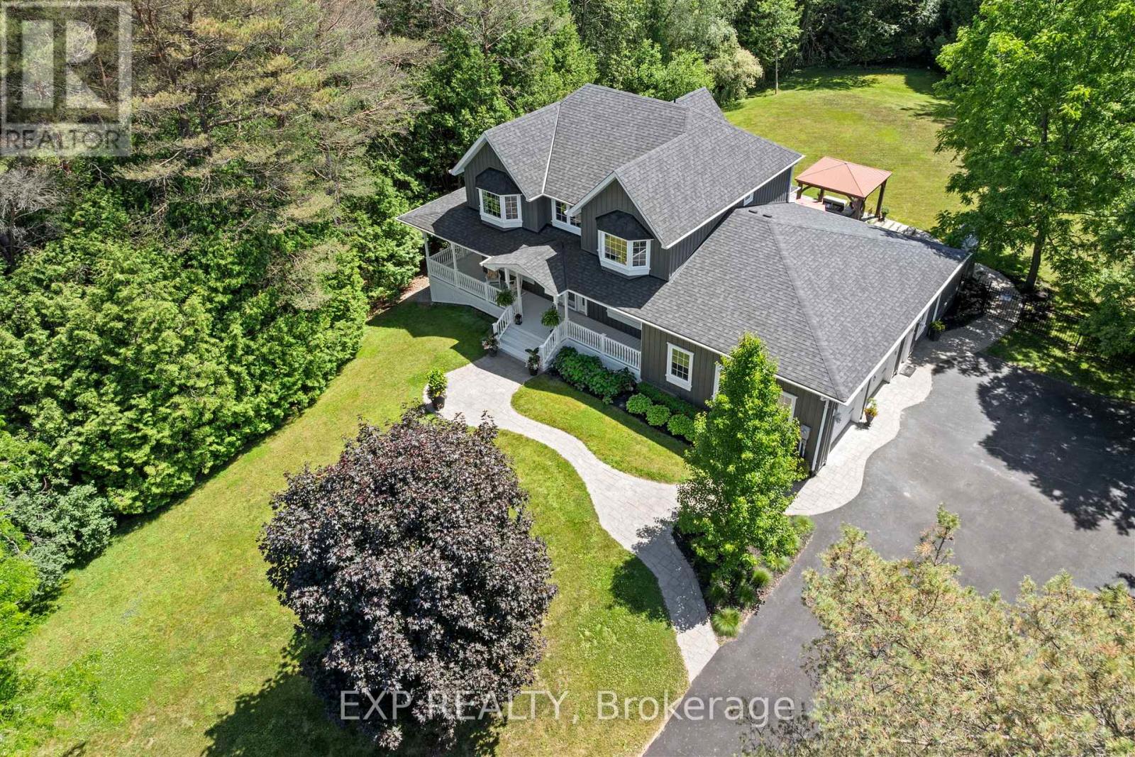6 GOOSEBERRY LANE