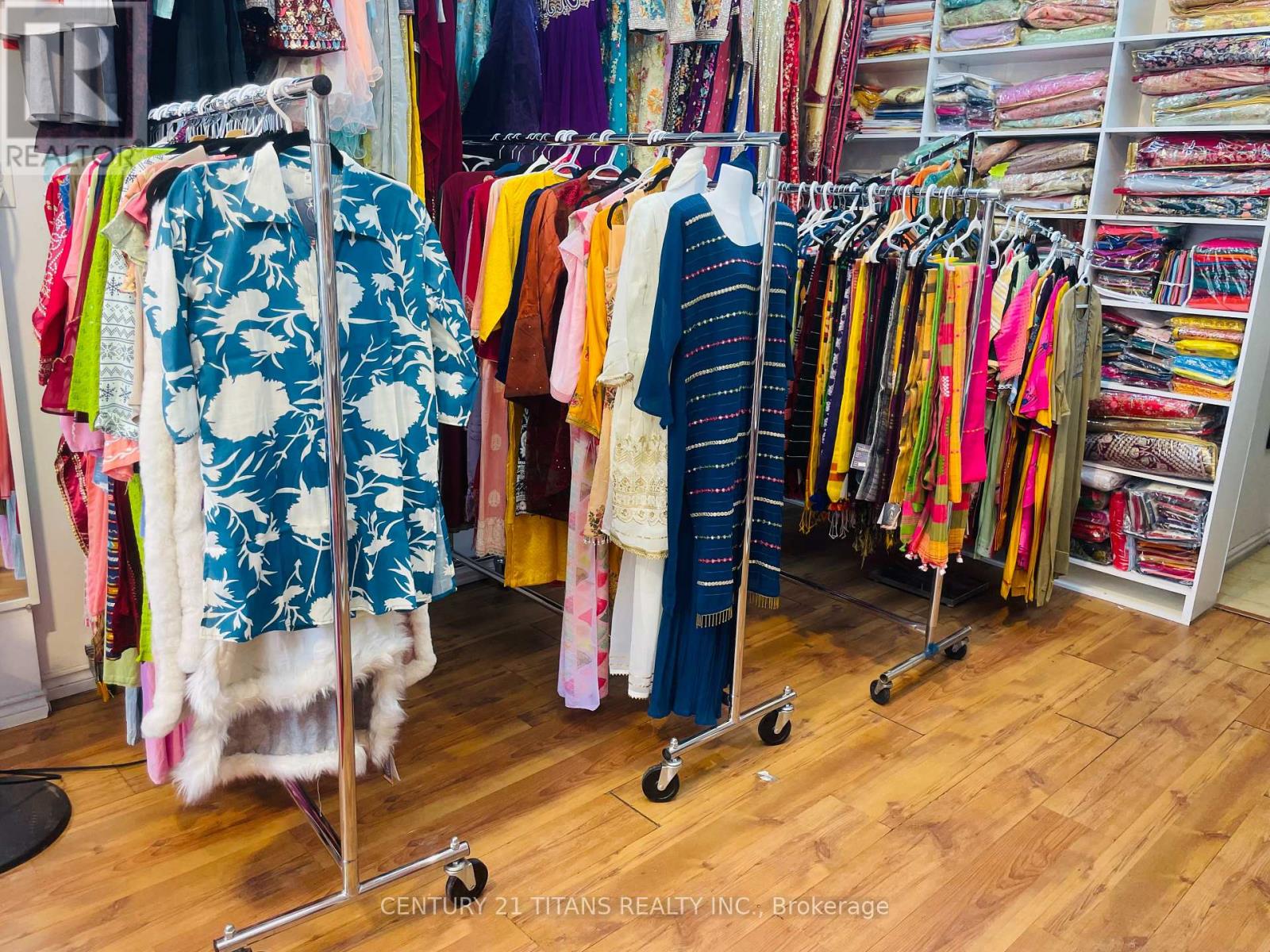 22 - 462 BIRCHMOUNT ROAD