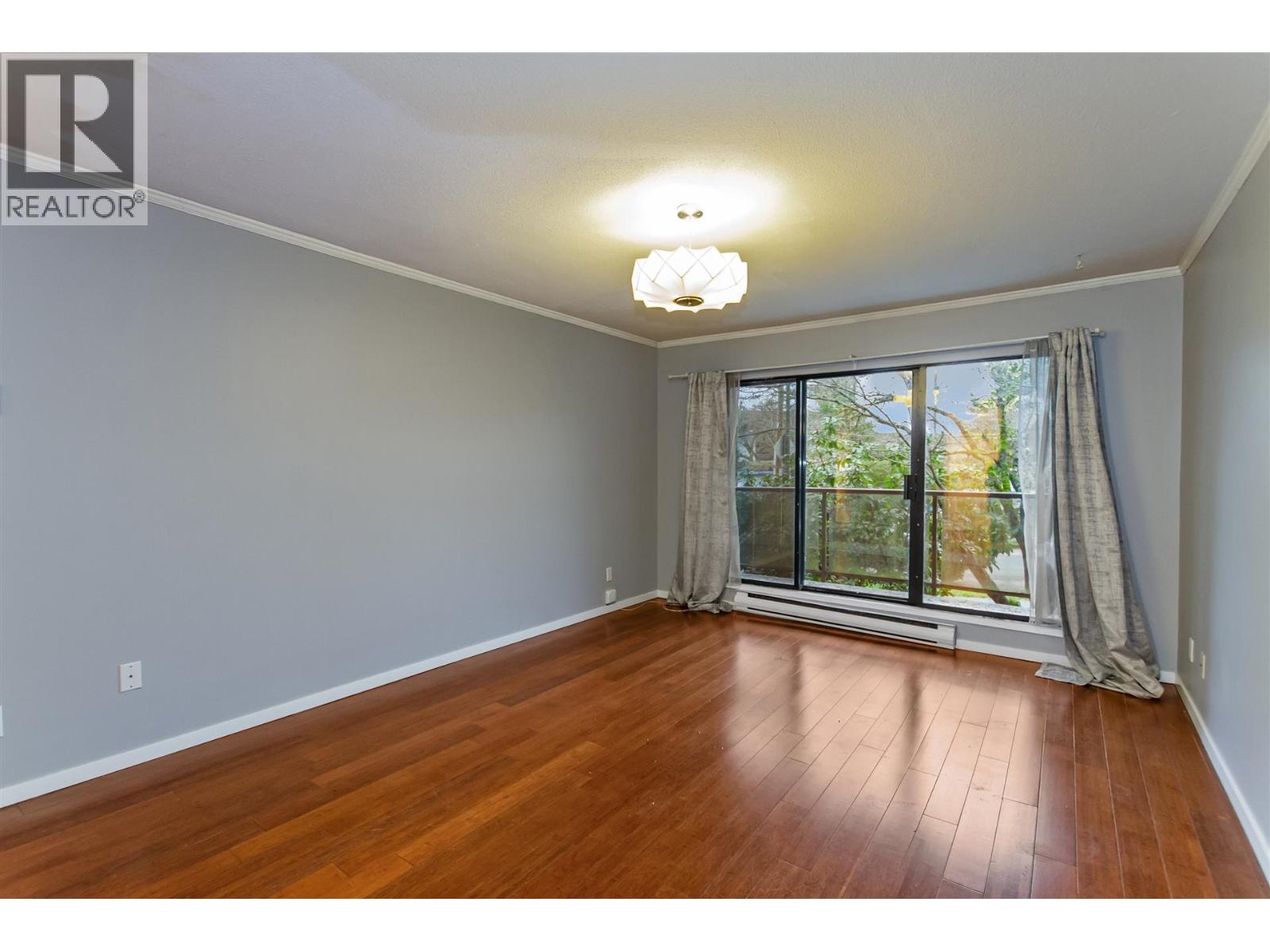 201 2222 PRINCE EDWARD STREET