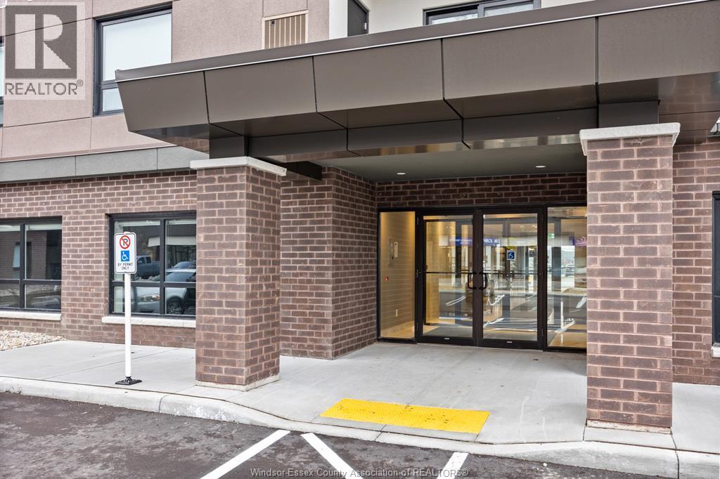 11870 TECUMSEH ROAD East Unit# 604