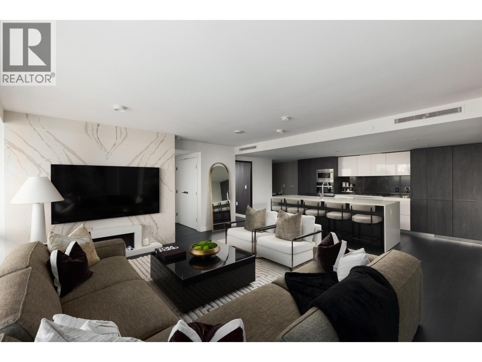 2504 1111 RICHARDS STREET