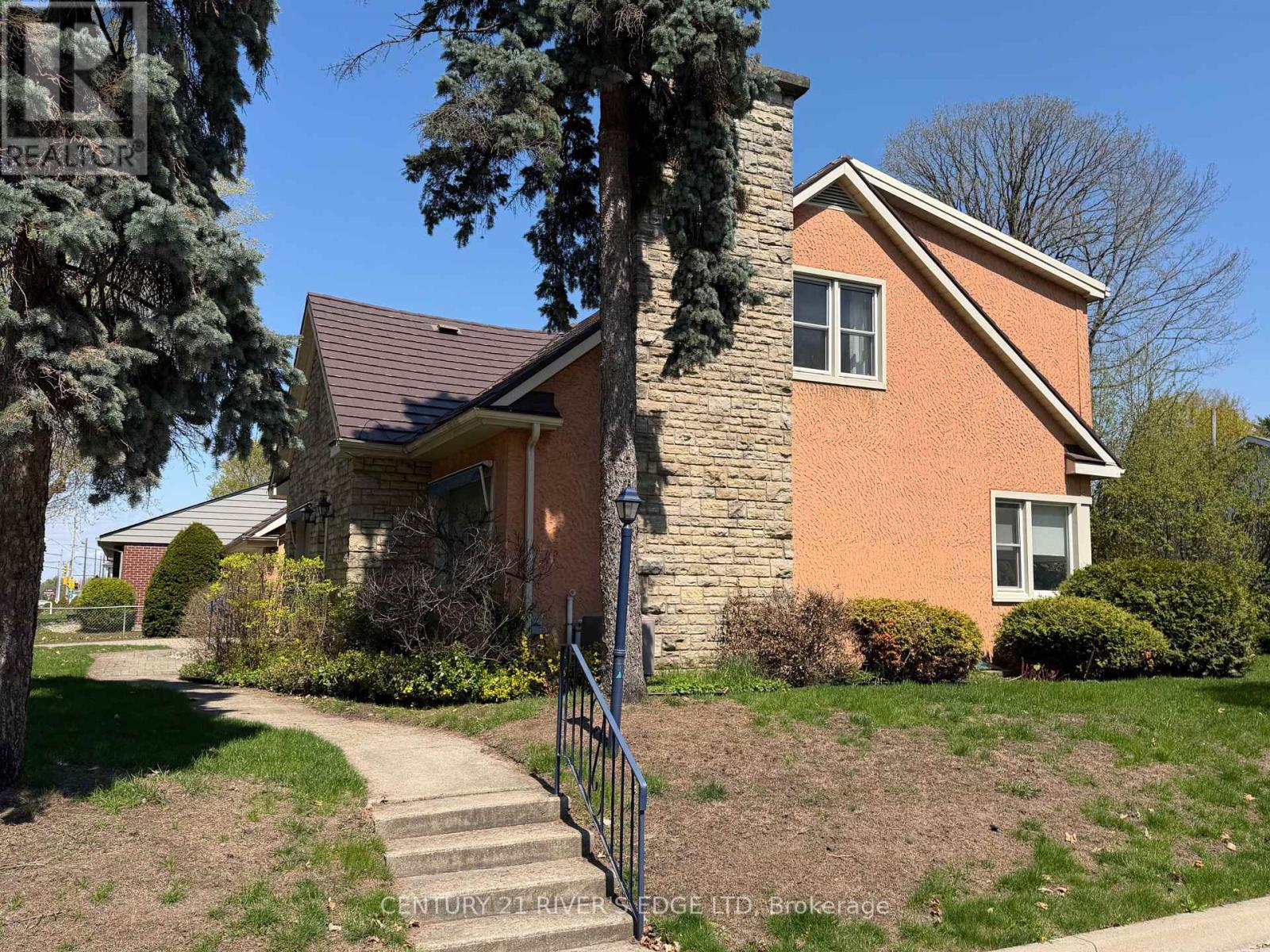 67 NORTH AUGUSTA ROAD