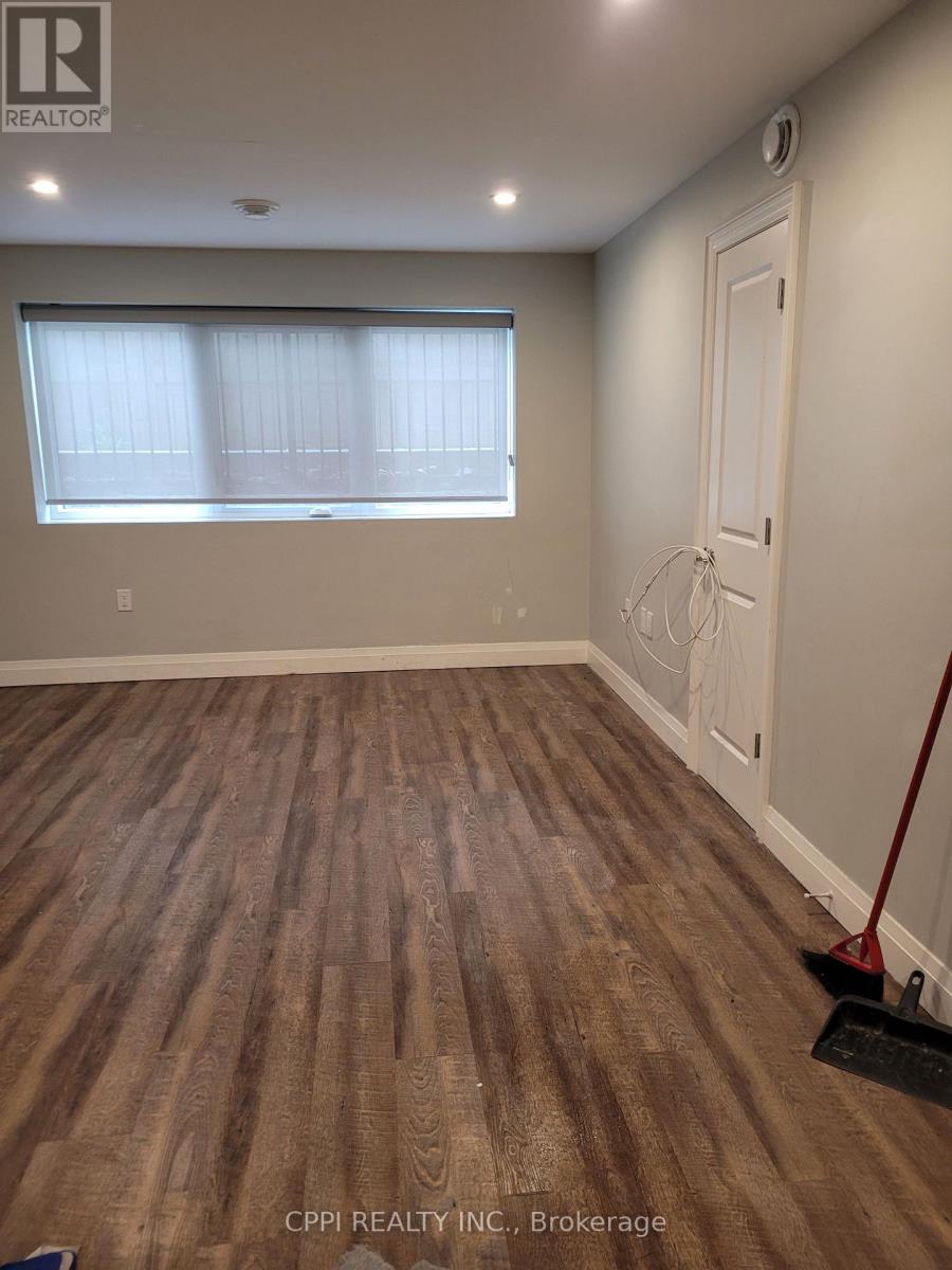 102 - 67 MINTO STREET