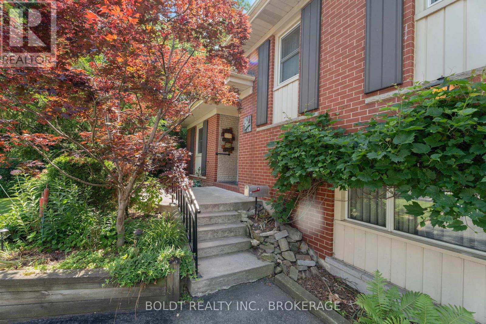 21 BELAND COURT