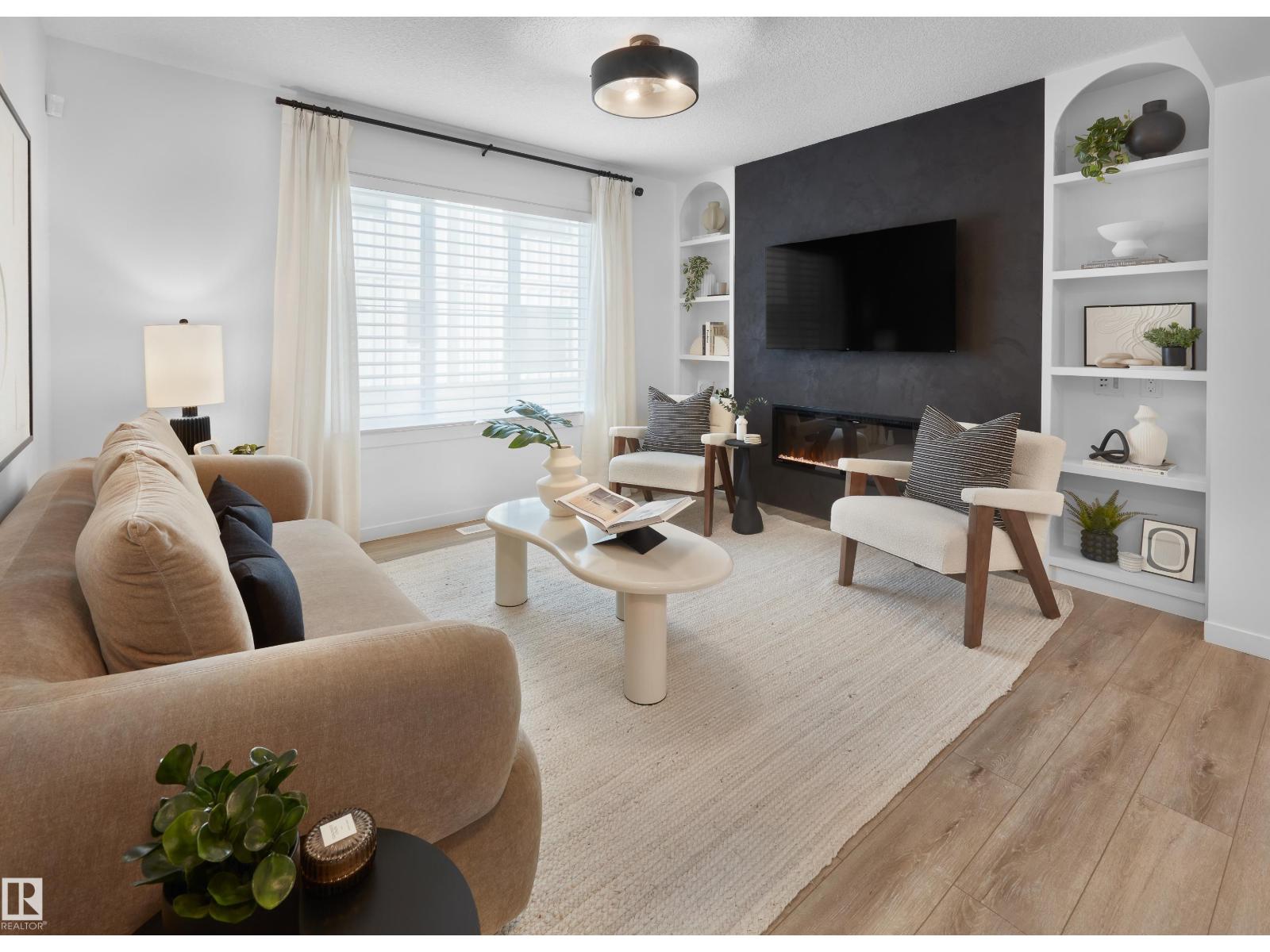 #56 4825 120 ST NW