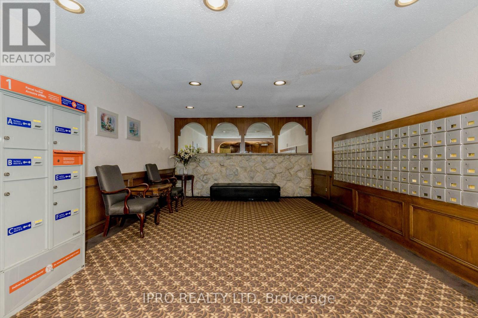 103 - 3555 DERRY ROAD E