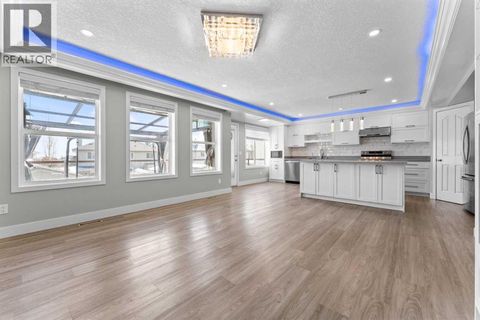 28 Panamount Lane NW Calgary AB T3K5Y3