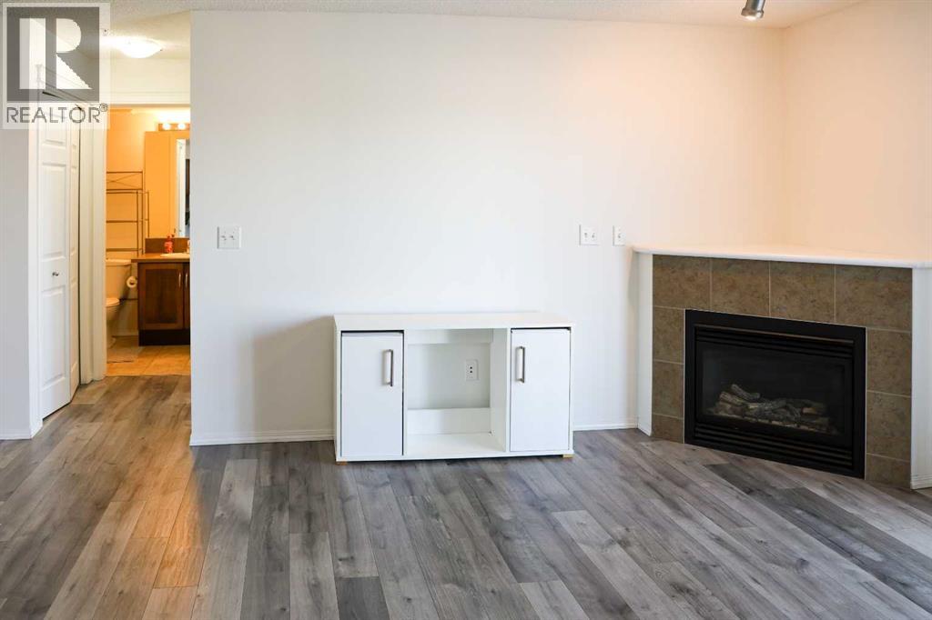 2312, 43 Country Village Lane NE