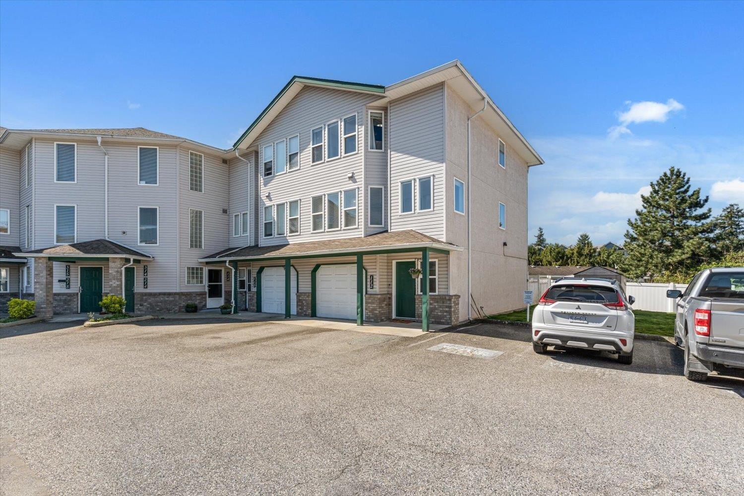 112 5765 VEDDER ROAD|Garrison Crossing