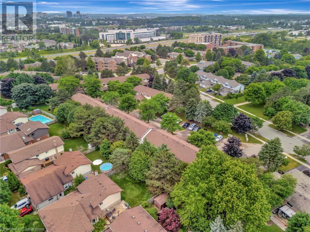 476 KINGSCOURT Drive Unit# 19