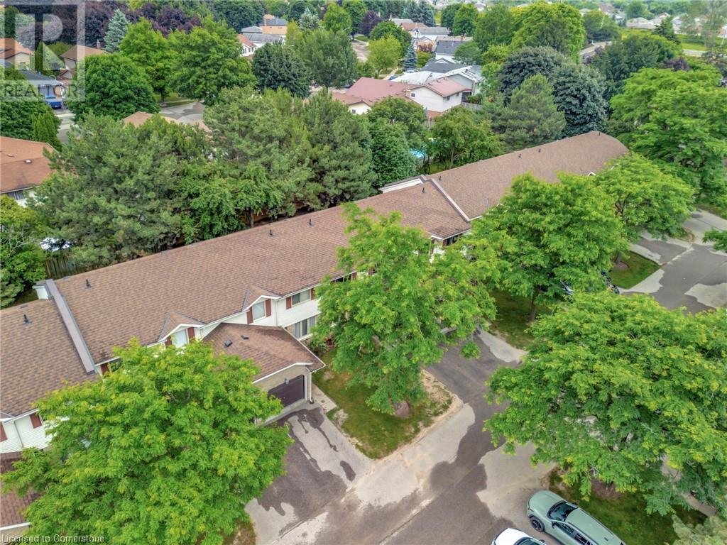 476 KINGSCOURT Drive Unit# 19