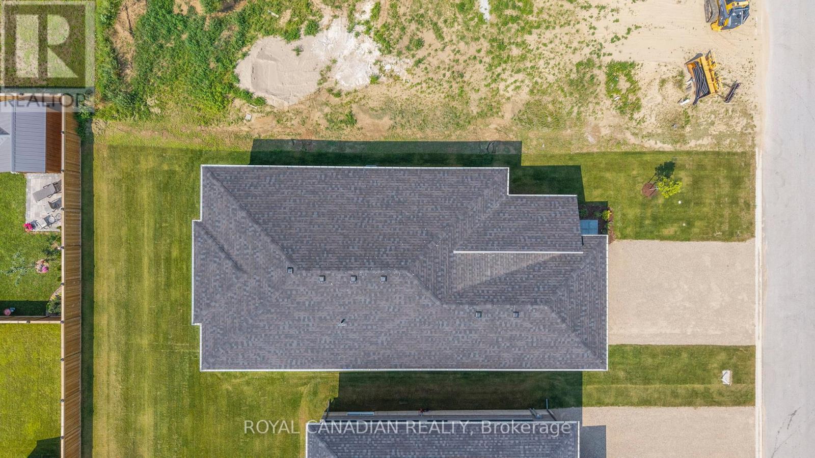 376 HAWTHORNE STREET