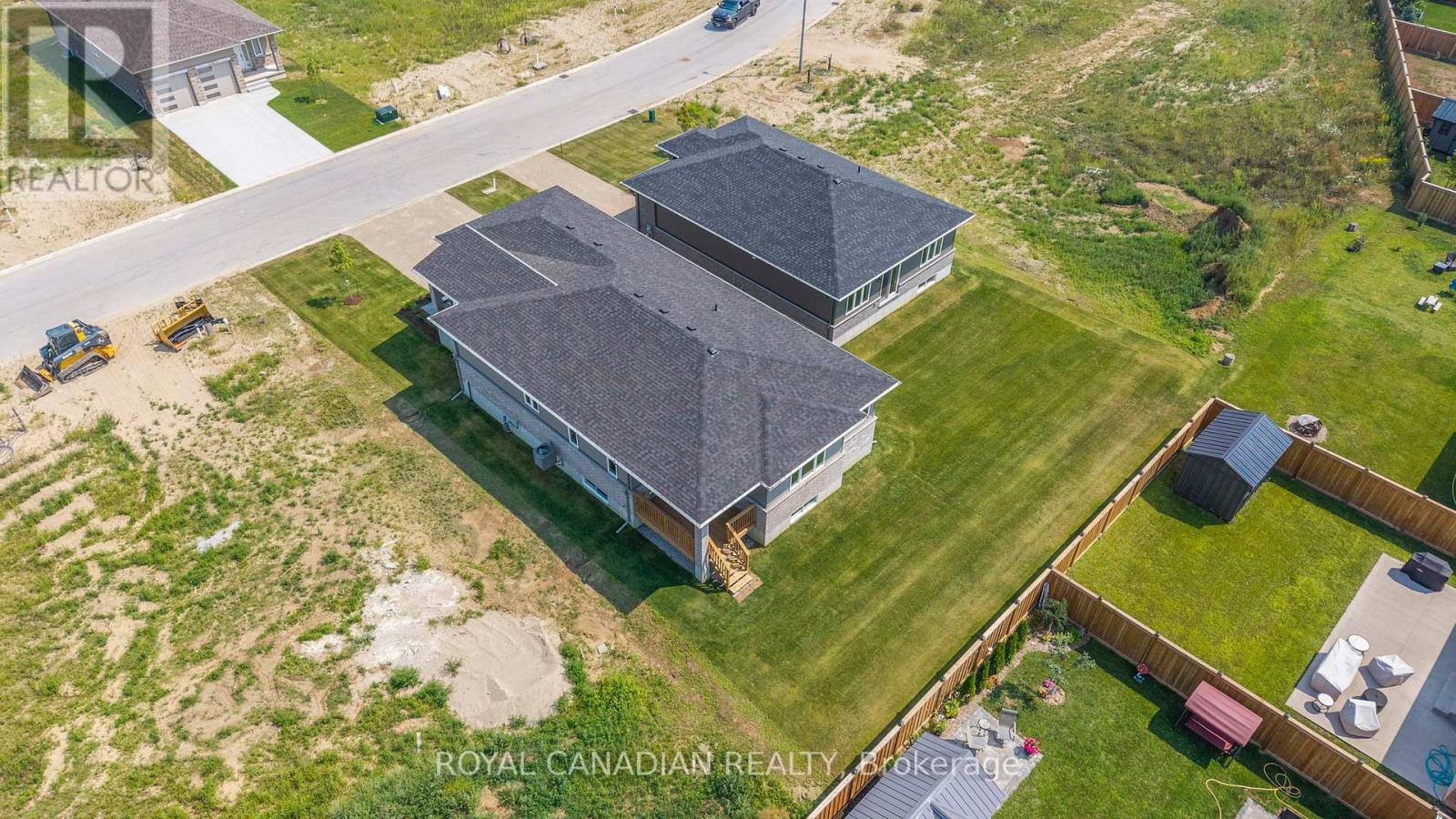 376 HAWTHORNE STREET