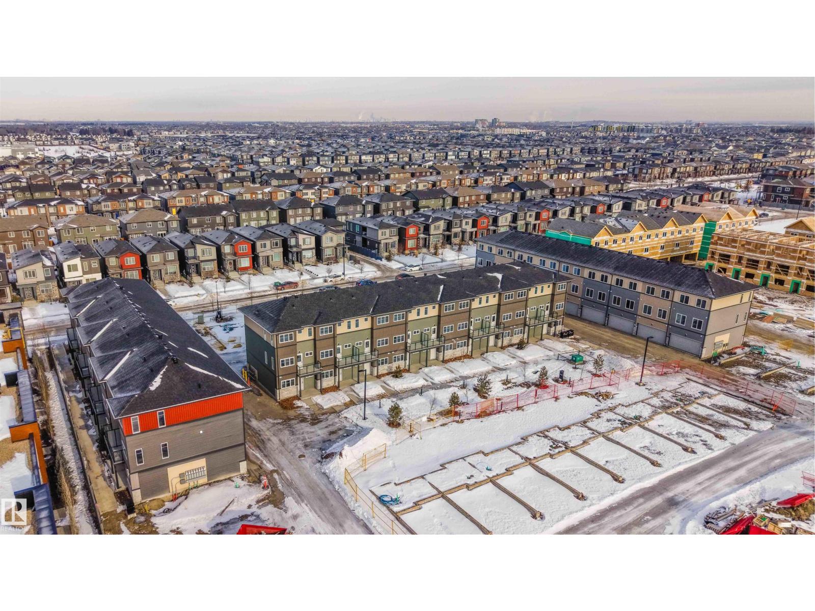 #64 18120 28 AV SW SW