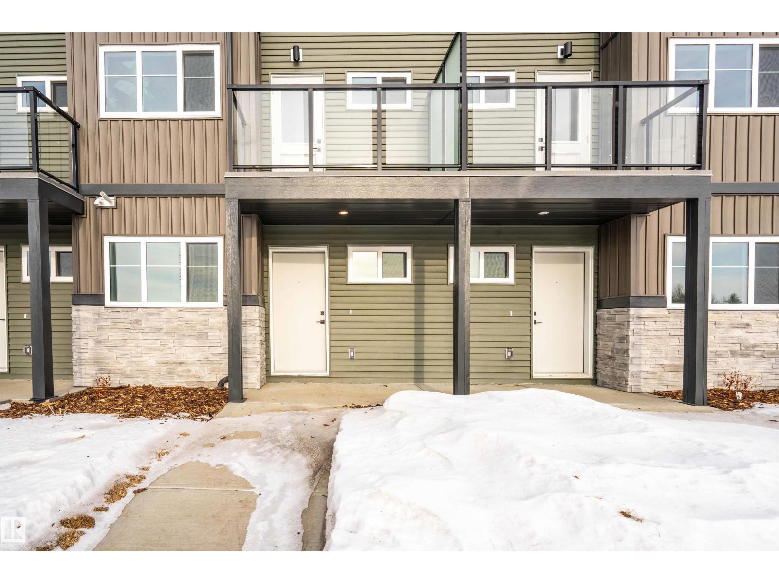 #64 18120 28 AV SW SW