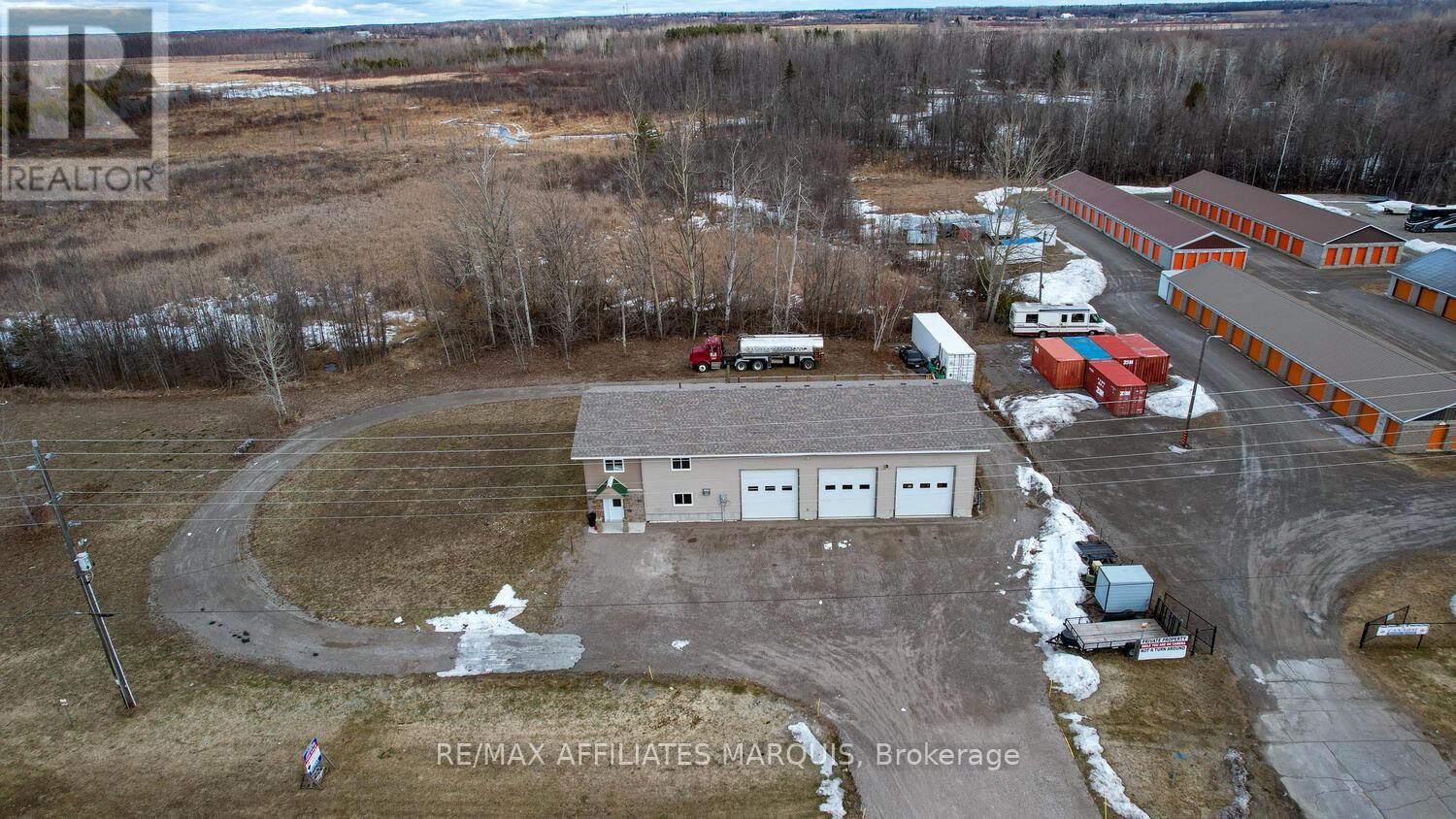 3674 HIGHWAY 43 ROAD