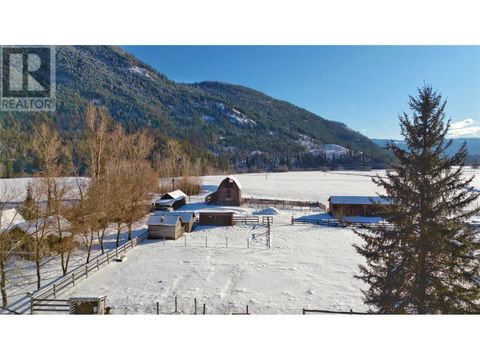 487 Mabel Lake Road Lumby BC V0E2G5