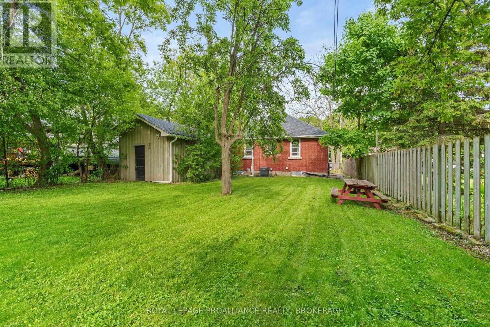 168 MACDONNELL STREET