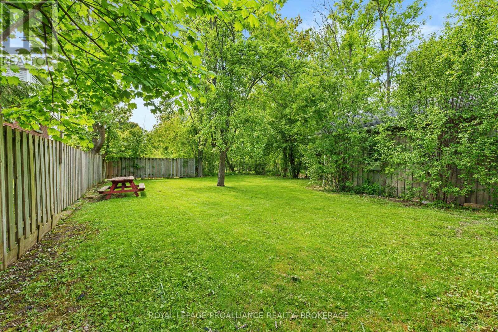 168 MACDONNELL STREET