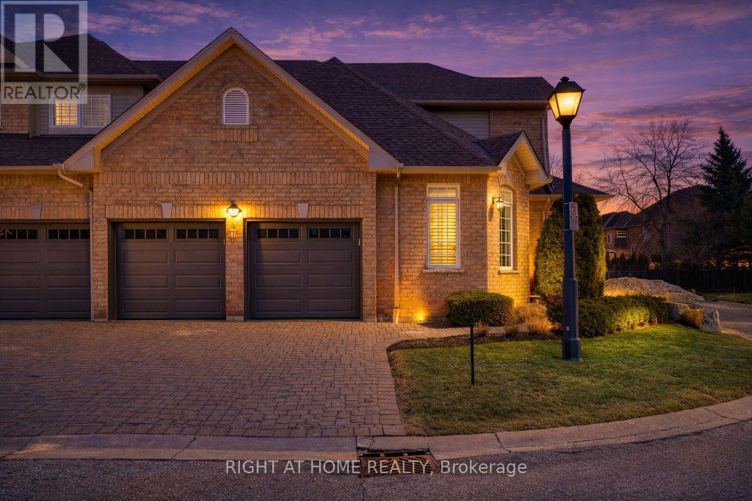 15 - 4280 TAYWOOD DRIVE